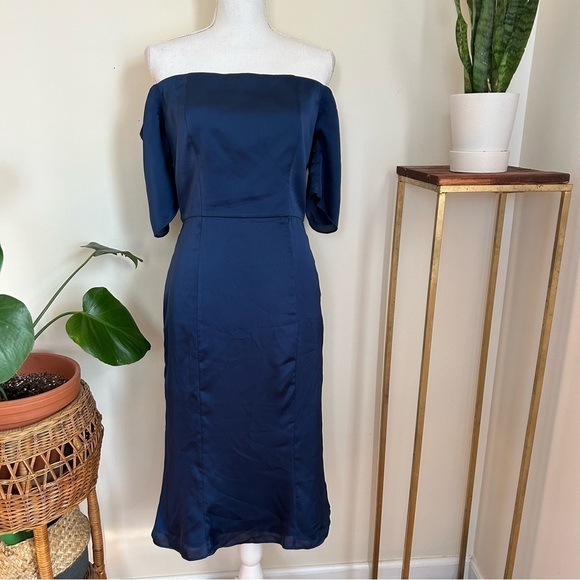 Fame & Partners Off The Shoulder Midi Dress in Navy Blue sz 8 - Picture 1 of 3